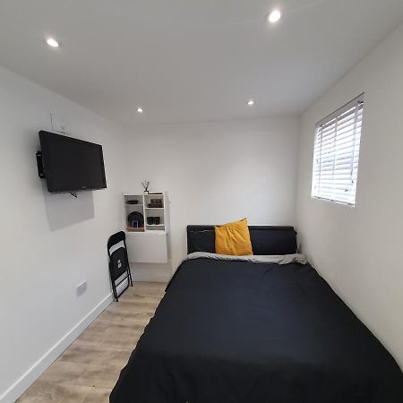 The Suite Grays Экстерьер фото